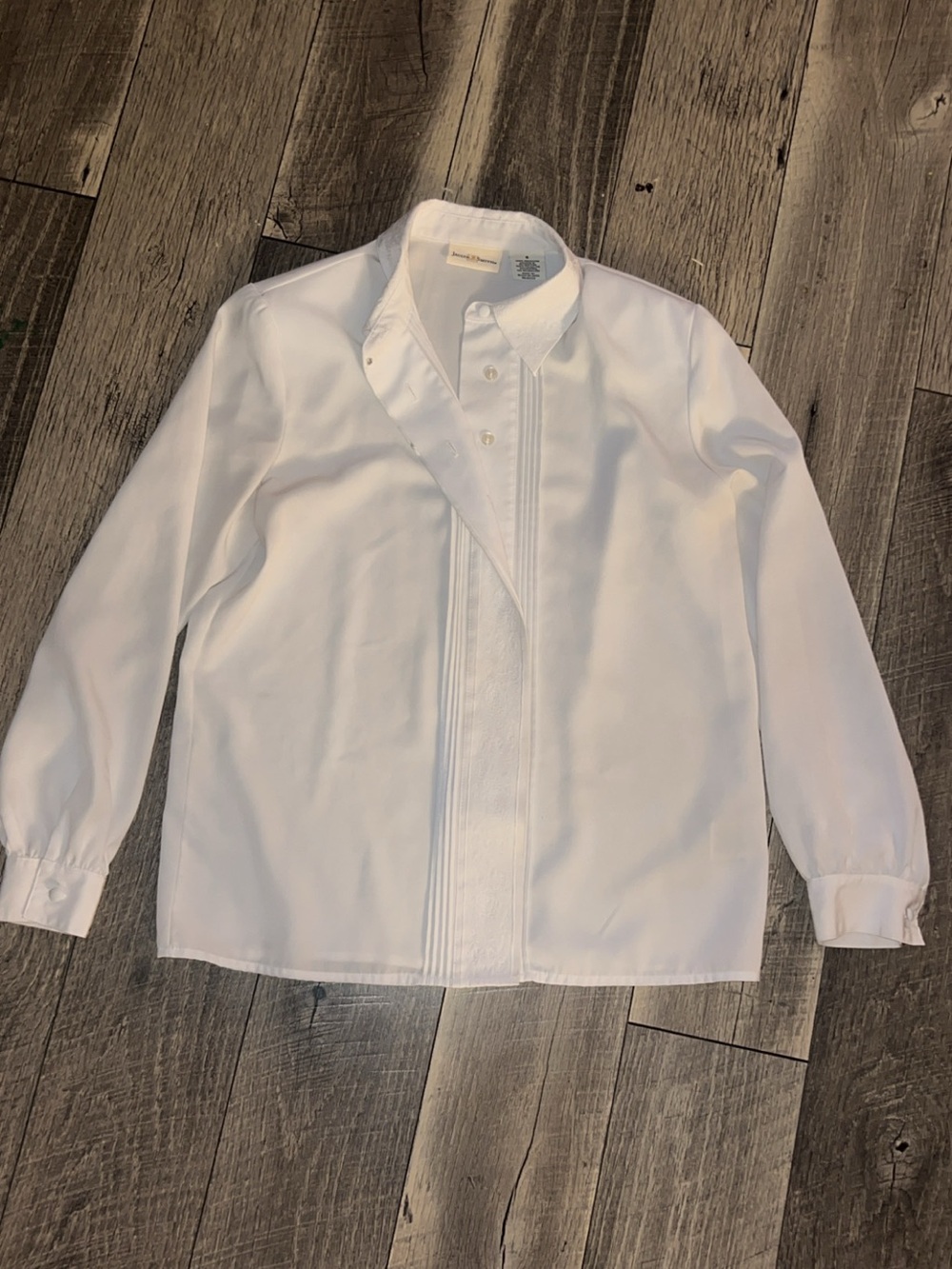 Women's Vintage Pleated White Button-Front Dress Shirt